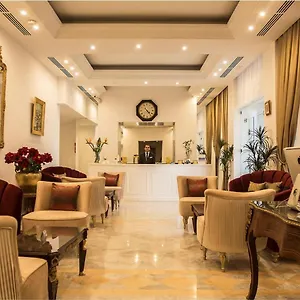 زيارة الفندق