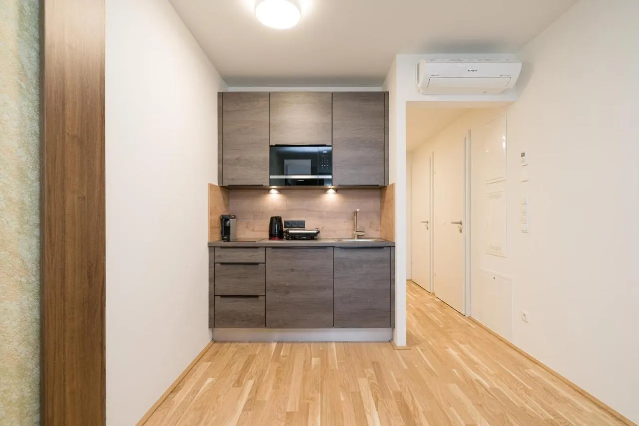 Myapartments فيينا 5*,
