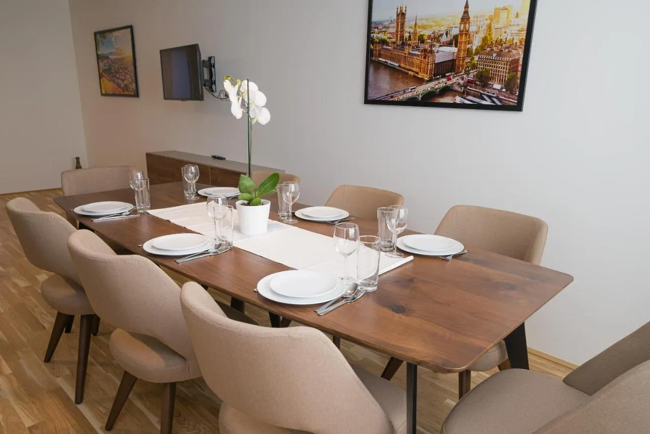 Myapartments Вена 5*,